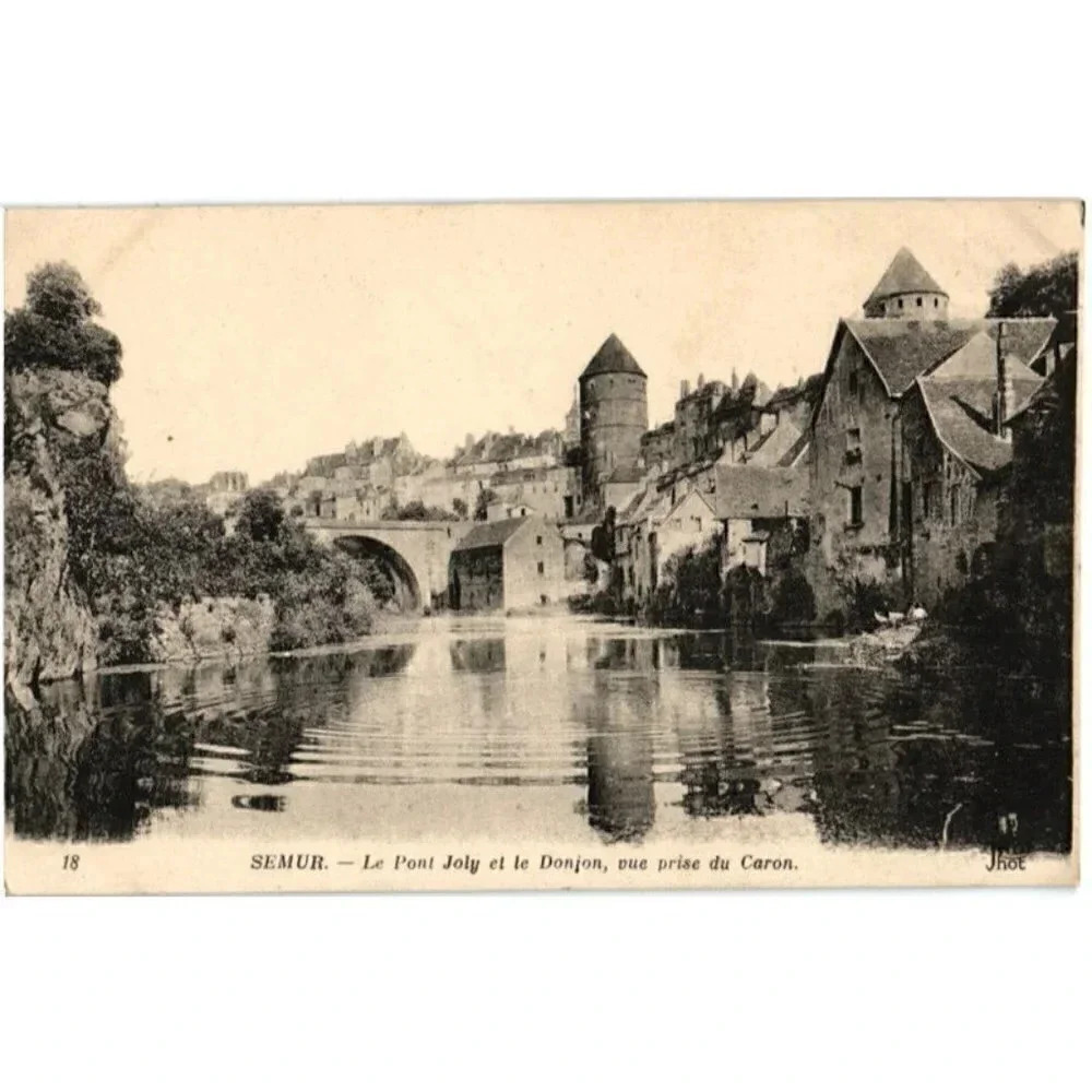 SEMUR. - Le Pont Joly et le Donjon, vue prise du Caron. Postcard